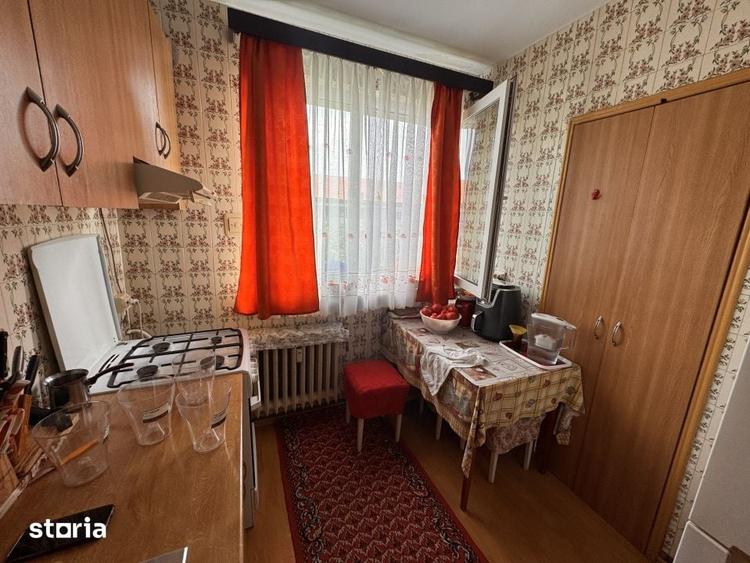 Apartament cu 3 camere decomandat în Lăpuș Argeș