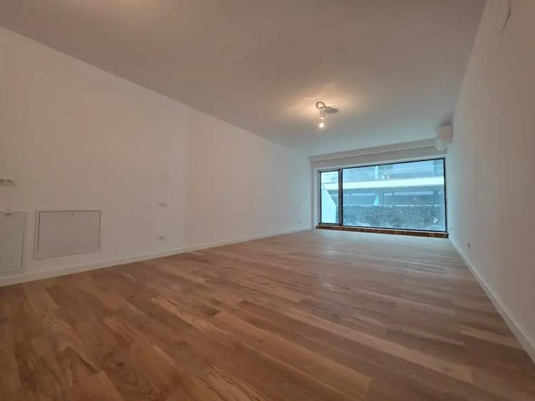 Apartament cu 2 camere decomandat în Băneasa — fotografia 3