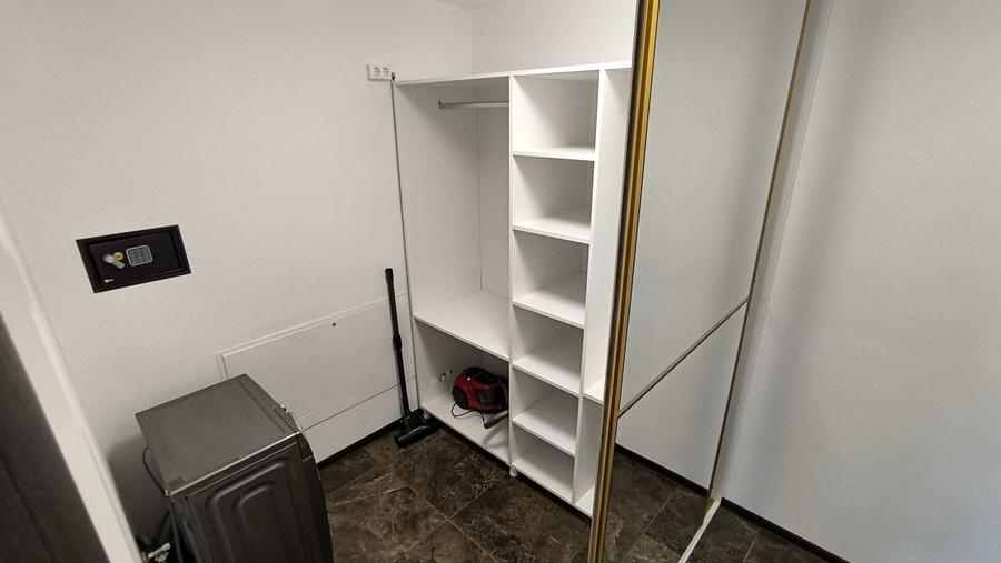 Apartament cu 2 camere semidecomandat în Șimnicu de Sus