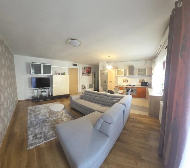 Apartament cu 3 camere decomandat, mobilat în Torontalului