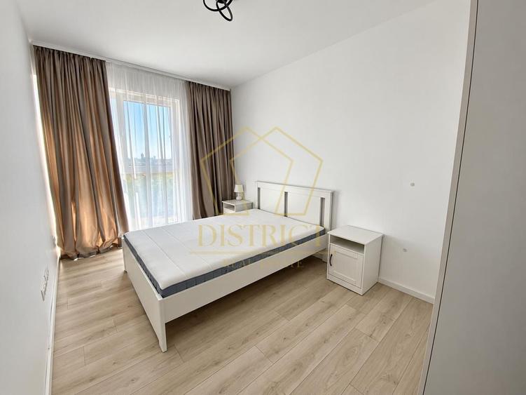 Apartament cu 3 camere decomandat, mobilat în Lipovei