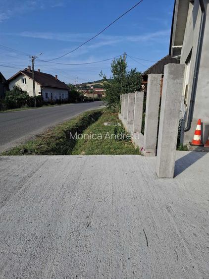 Casa P+M, 4 camere, teren 1.500 mp Sanmihaiu Almasului