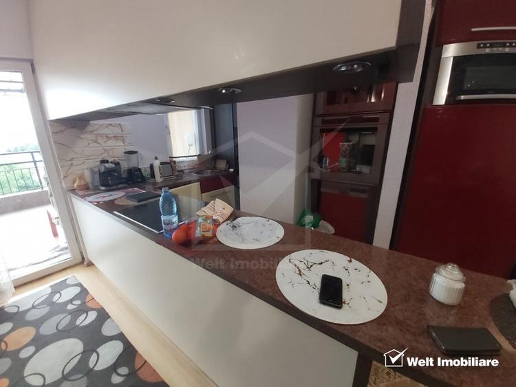 Apartament cu 3 camere semidecomandat, mobilat în Zorilor
