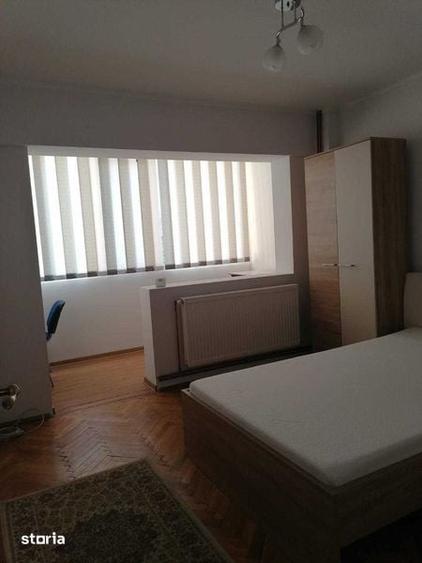 Apartament cu 3 camere în Traian