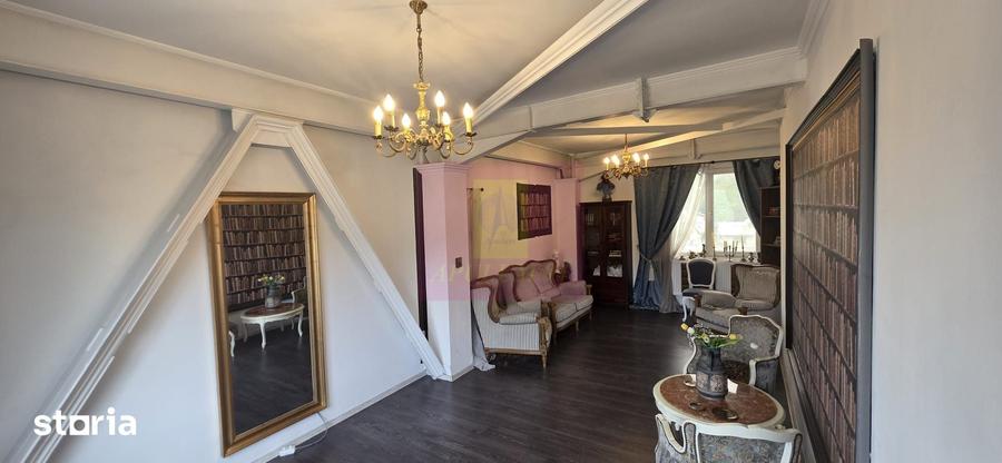Spațiu comercial, de 240 mp, în Cornu