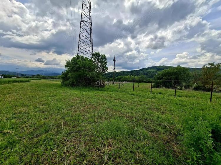 Teren de 500 mp, în Periferie