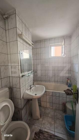 Apartament cu 3 camere decomandat în Decebal
