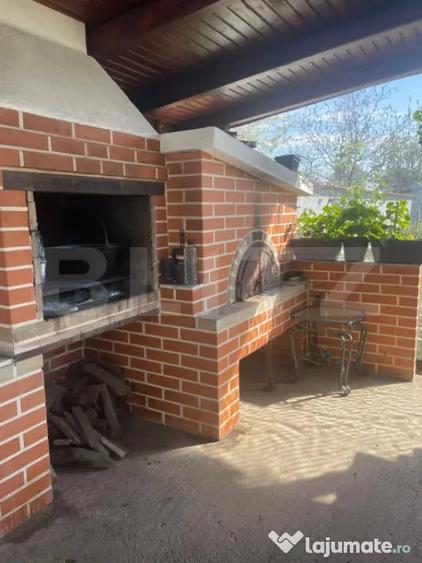 Casă cu 4 camere cu Teren 1105 Mp în Vetiș