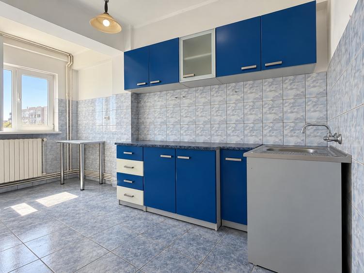 Apartament cu 3 camere decomandat în Ultracentral