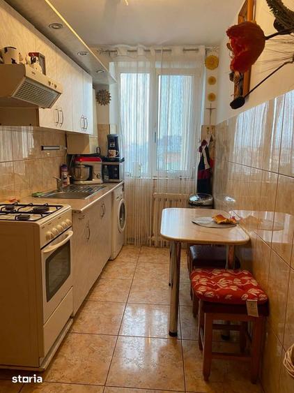 Apartament de 2 camere, decomandat, 58 mp., zona Decebal - 3