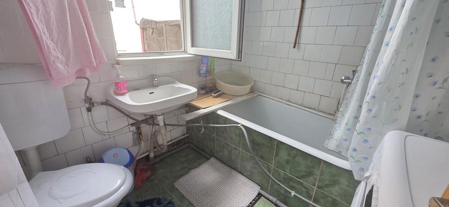 OCAZIE ! CENTRU PIATA UNIRII 2 CAMERE 2 BALCOANE ETAJ 1 BOXA 77.000 E - 13