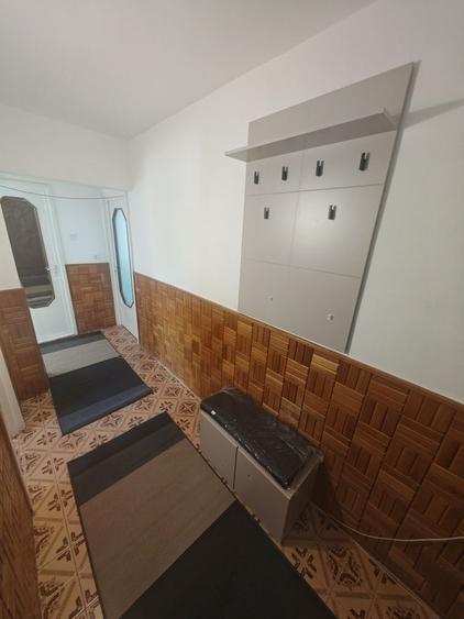 Apartament cu 2 camere decomandat în Tudor