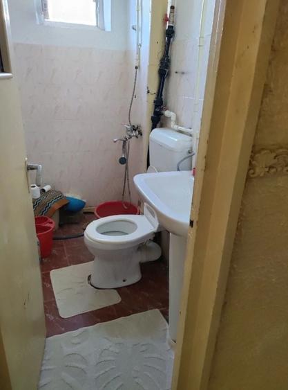 Apartament cu 2 camere semidecomandat în 5 Călărasi
