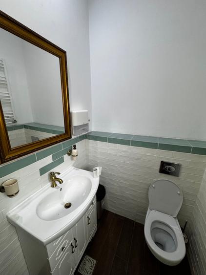 Birou, de 280 mp, în Ultracentral