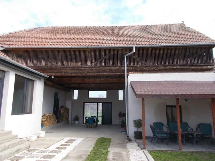 Casă cu 3 camere cu Teren 1439 Mp în Ronaț