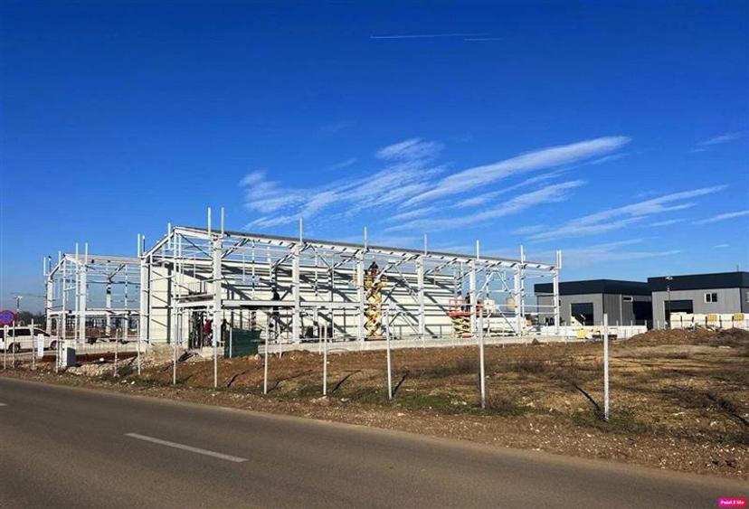Spațiu industrial, de 440 mp, în Domnești
