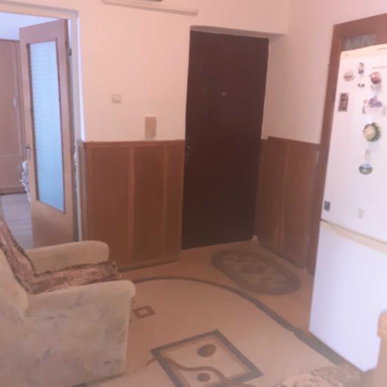 Apartament cu 2 camere semidecomandat în Sânmiclăuș