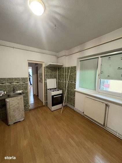 Apartament cu 2 camere în Triaj
