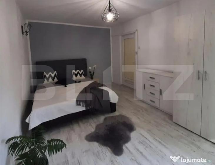 Apartament cu 2 camere decomandateMana?tur, zona Clab - 3