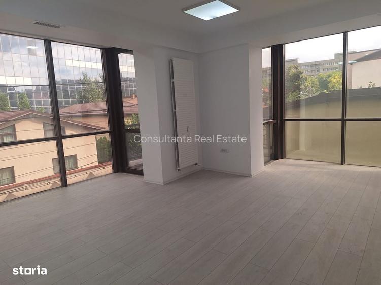 Spatiu de birouri de inchiriat Zona Plaza