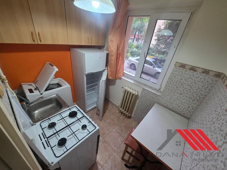 Garsonieră decomandată în Complex Studențesc