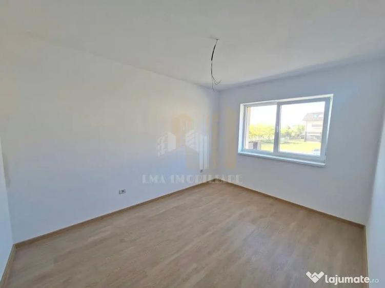 Apartament cu 3 camere decomandat în Sânpetru