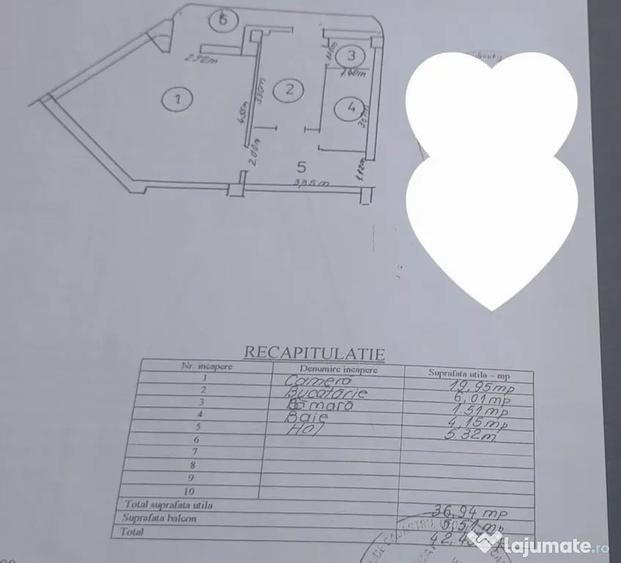 Garsonieră decomandată în Central