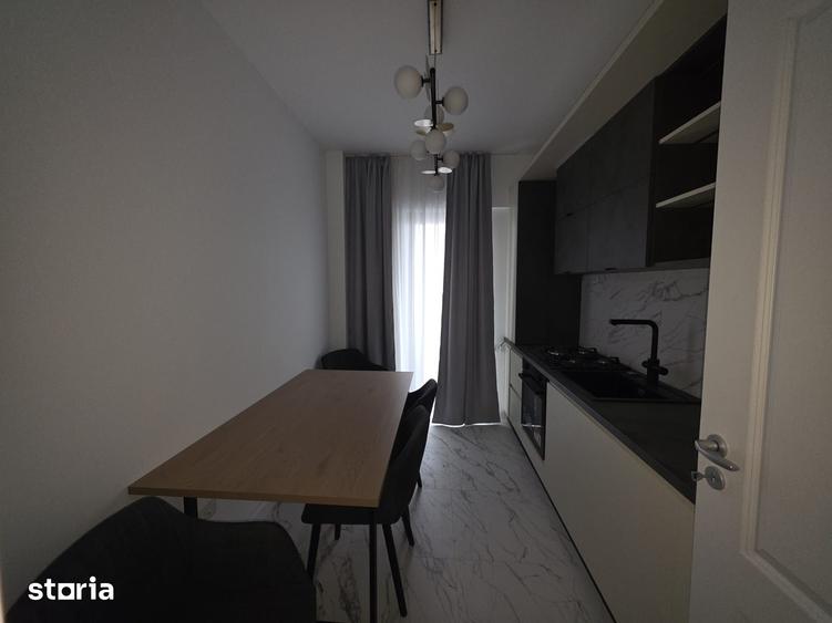Apartament cu 3 camere decomandat în Tătărași