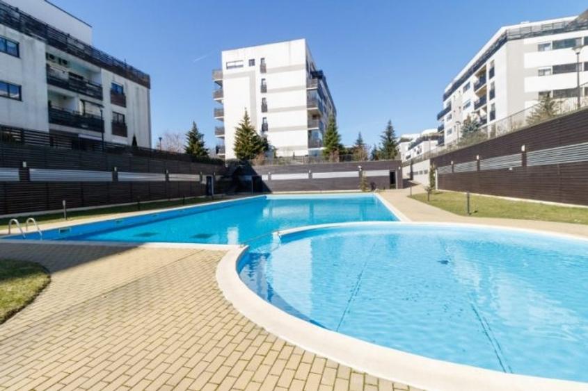 Apartament cu 3 camere decomandat, mobilat în Nord