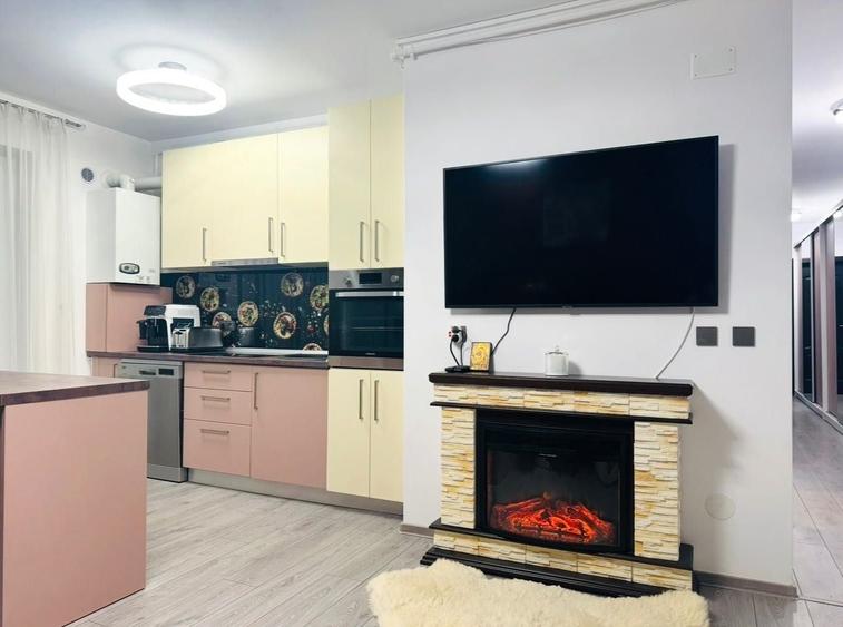 Apartament cu 3 camere decomandat în Central