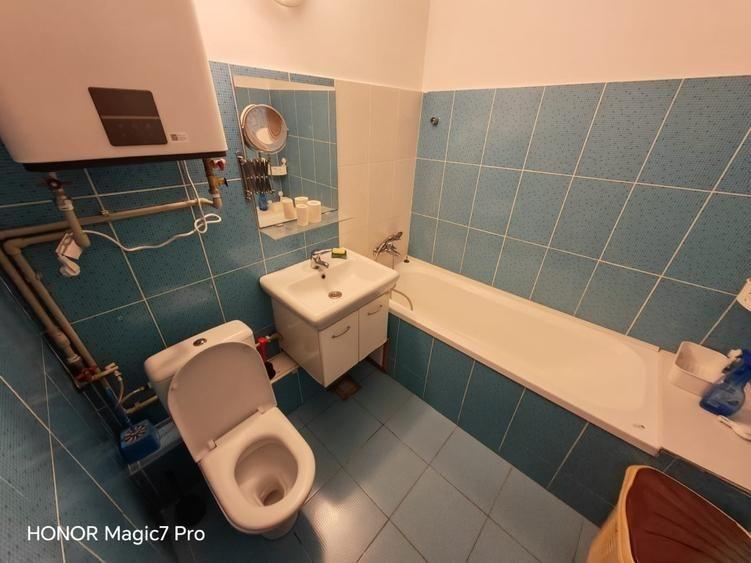 Apartament cu 2 camere semidecomandat, mobilat în Brâncoveanu