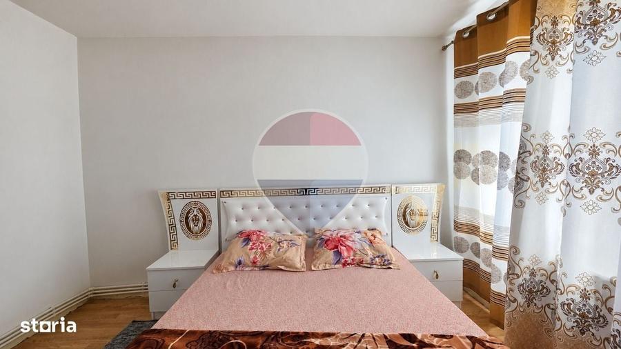 Apartament cu 2 camere semidecomandat în Coman