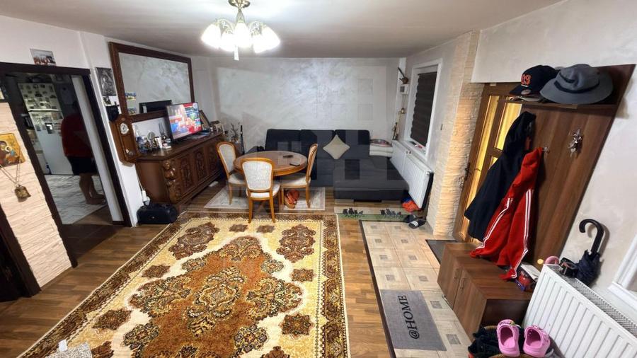 Casă cu 4 camere cu Teren 484 Mp în Popoveni