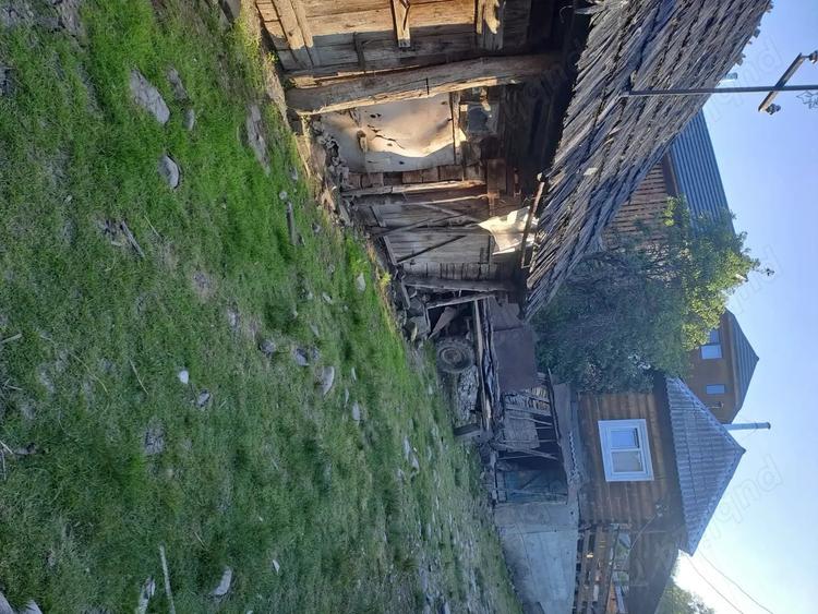Teren de 900 mp, în Budești