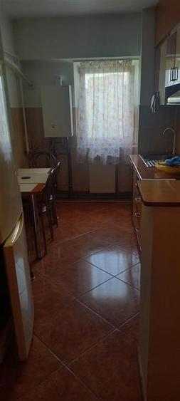 Apartament cu 2 camere decomandat în Gară