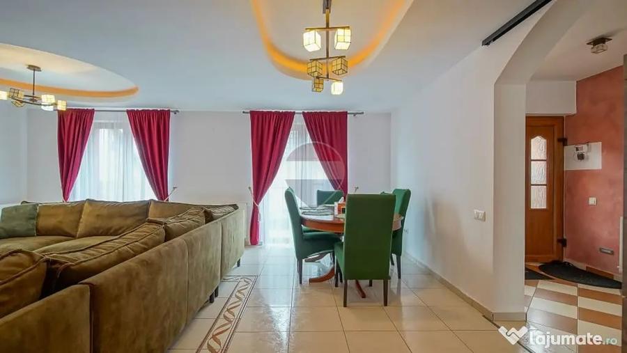Casă cu 7 camere cu Teren 300 Mp în Central