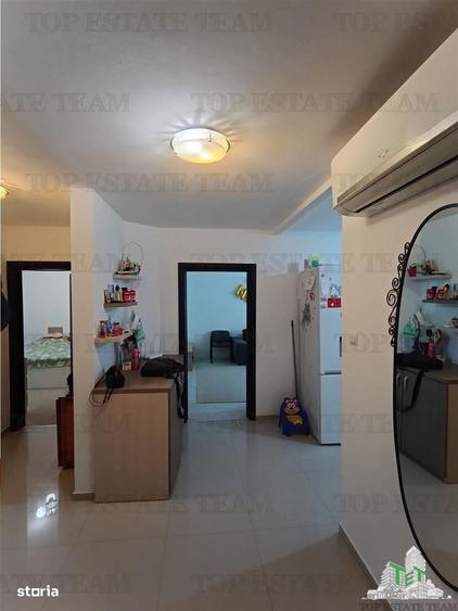 Apartament cu 4 camere decomandat în Ozana