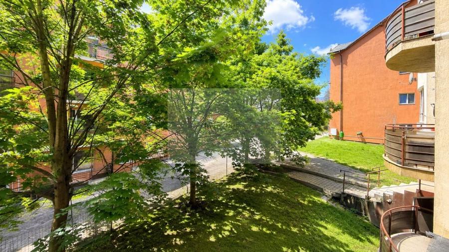 Apartament cu 2 camere semidecomandat, mobilat în Baciu