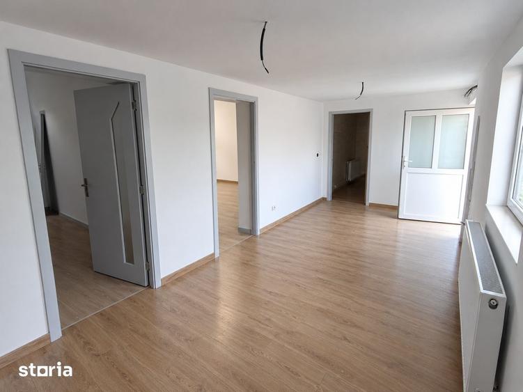 Spațiu comercial, de 200 mp, în Central