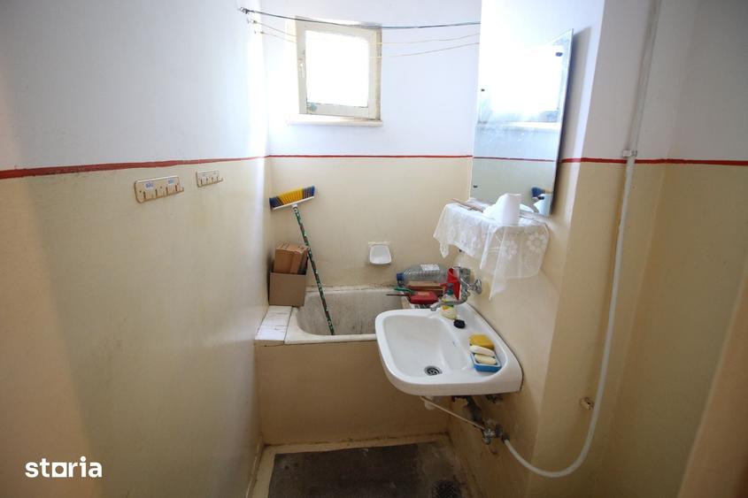Apartament cu 2 camere semidecomandat în Micro 19
