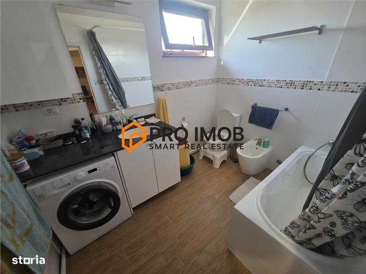 Casă cu 4 camere decomandat în Milcovul