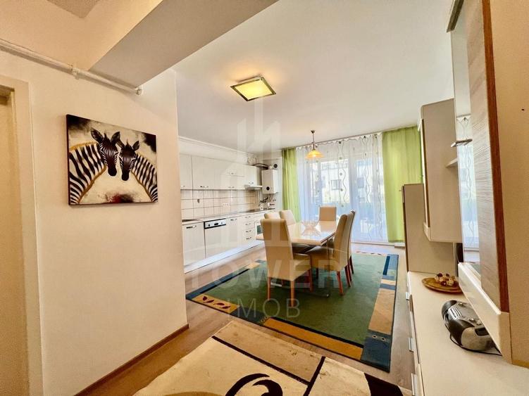 Apartament cu 3 camere decomandat în Turnișor