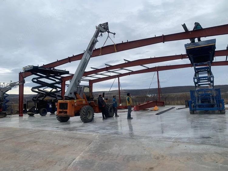 Spațiu comercial, de 2,200 mp, în Central