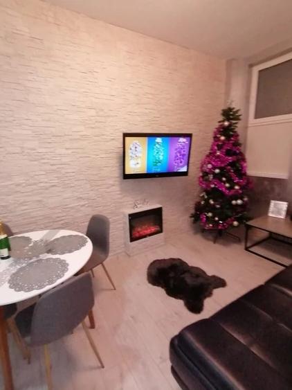 Apartament cu 3 camere decomandat în Răcădău