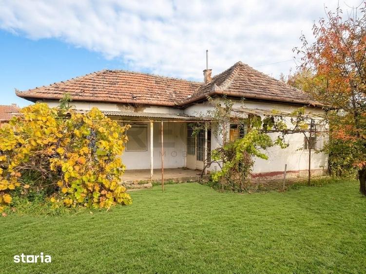 Casă cu 3 camere cu Teren 3213 Mp în Diosig