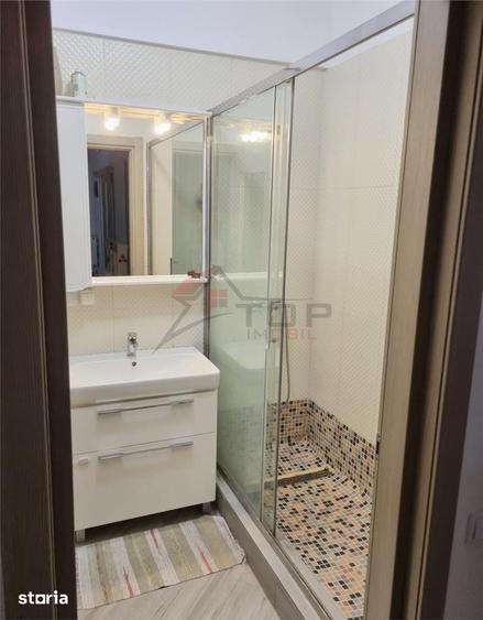 Apartament cu 3 camere decomandat în Miroslava