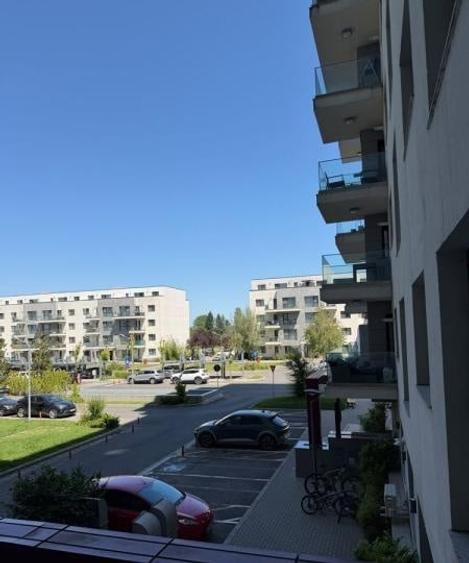 Apartament cu 3 camere decomandat, mobilat în Pipera