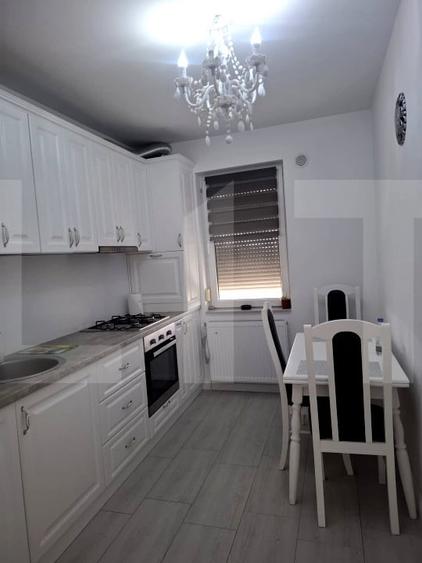 Apartament cu 4 camere decomandat, mobilat în Tudor Vladimirescu
