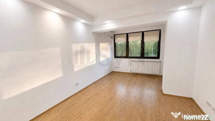Casă cu 7 camere cu Teren 120 Mp în Floreasca