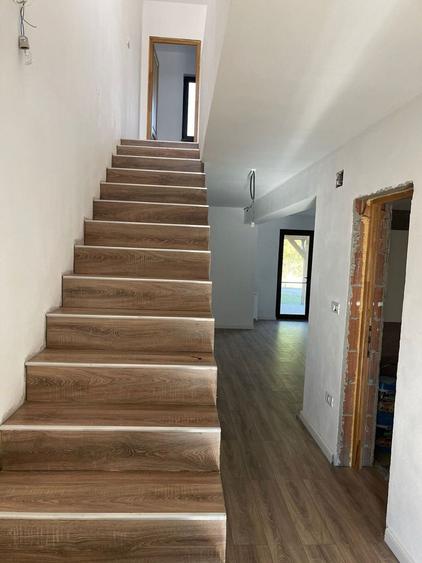 Apartament cu 4 camere decomandat în Calea Urseni